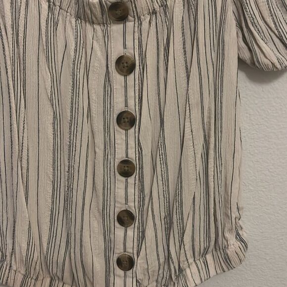 American Eagle On or Off Shoulder Crop Top size S - Picture 2 of 5